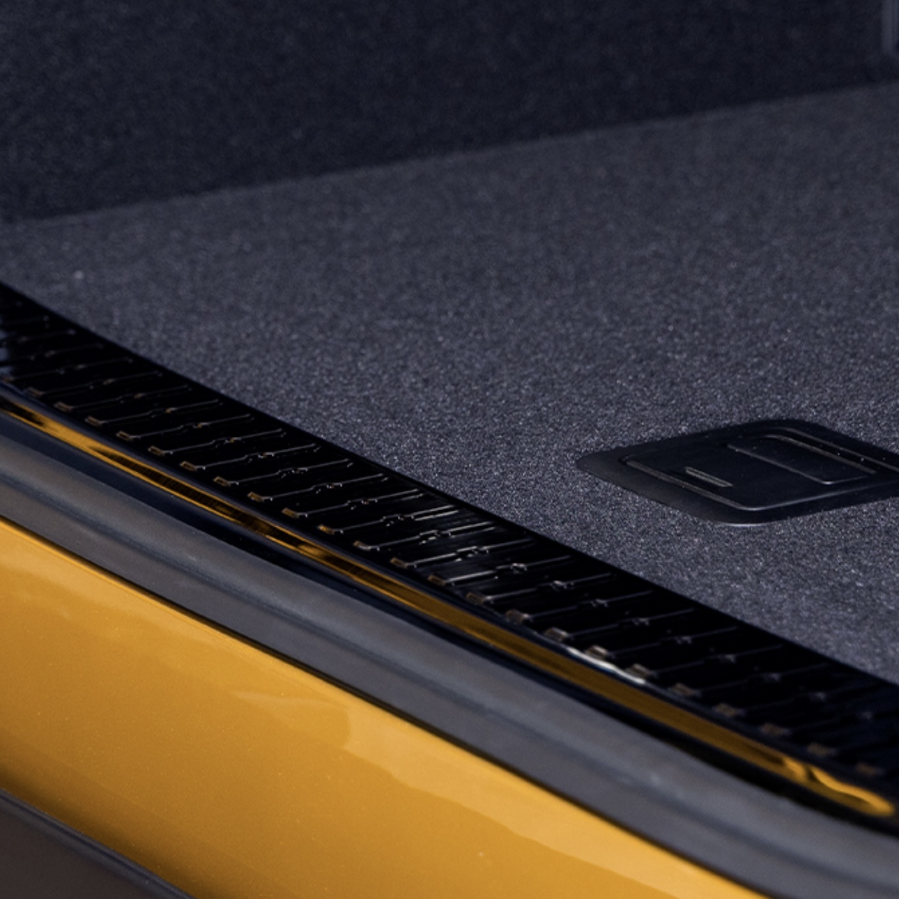 Защитная панель порога багажника Leopard 5 2 Защитная панель порога багажника Leopard 5 — изображение 2