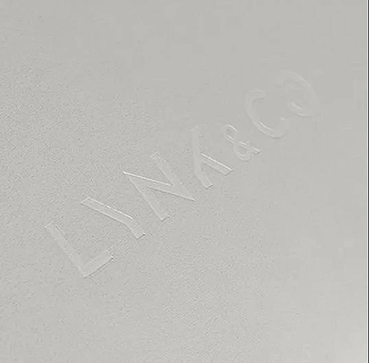 Подушка для шеи Lynk & Co Cloud Touch 5 Подушка для шеи Lynk & Co Cloud Touch — изображение 5