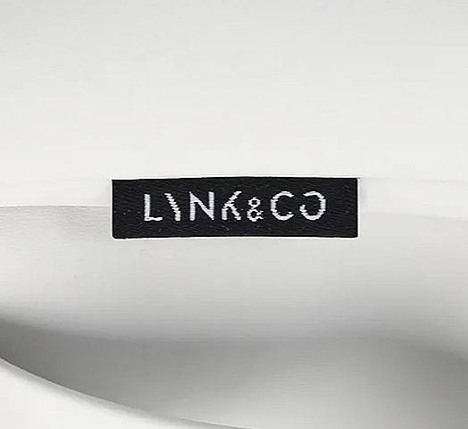 Подушка для ног Lynk & Co 900 6 Подушка для ног Lynk & Co 900 — изображение 6