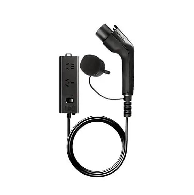 Портативное зарядное устройство от Lynk & Co 10 Портативное зарядное устройство от Lynk & Co — изображение 10