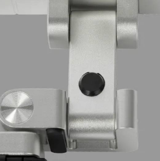 Держателем для планшета второго ряда Lynk & Co 09 9 Держателем для планшета второго ряда Lynk & Co 09 — изображение 9