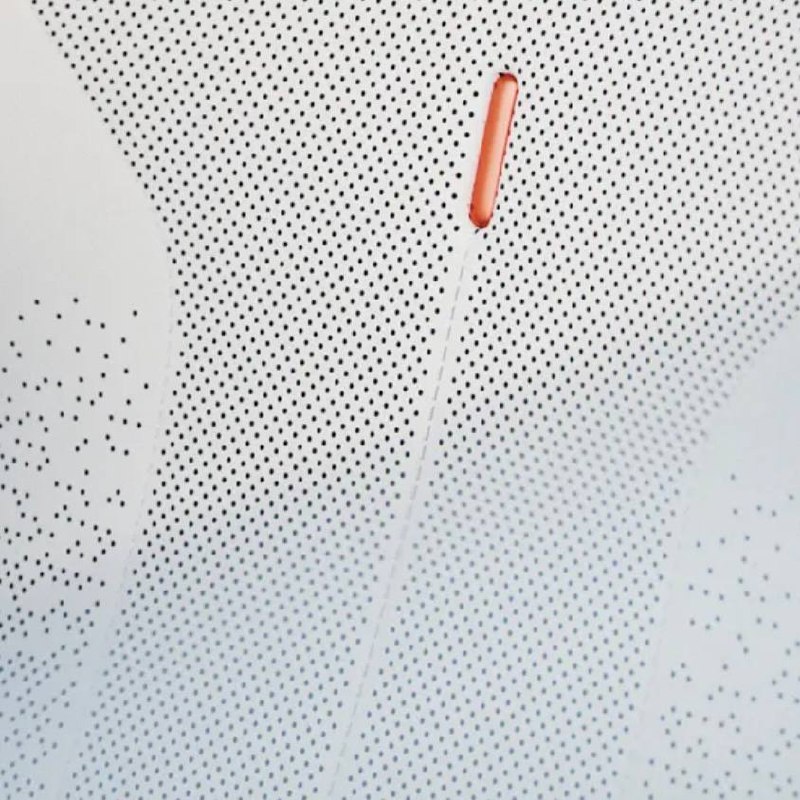 Универсальное чистящее средство для интерьера LYNK&Co 3 Универсальное чистящее средство для интерьера LYNK&Co — изображение 3