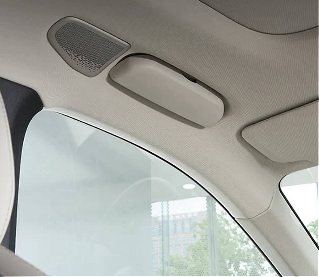 Органайзер для очков LYNK&Co 4 Органайзер для очков LYNK&Co — изображение 4