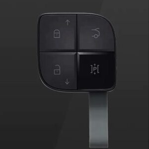 UWB ключ LYNK&Co 08