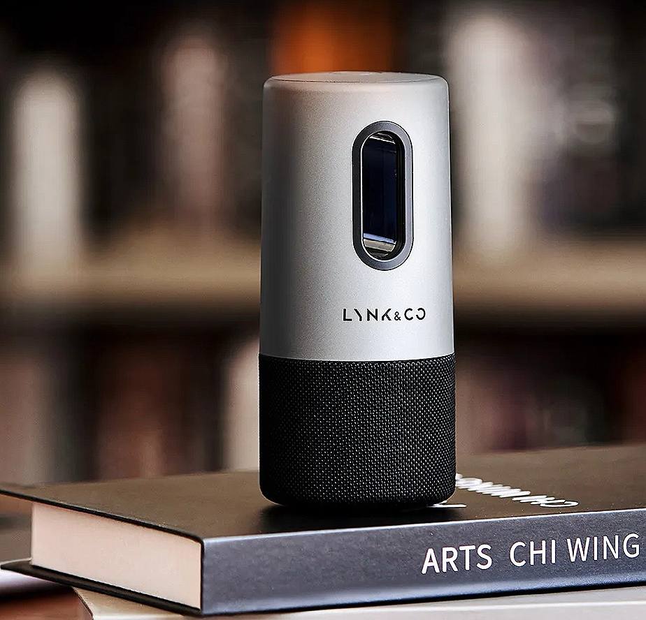 Интеллектуальный цифровой ароматизатор Lynk & Co 5 Интеллектуальный цифровой ароматизатор Lynk & Co — изображение 5