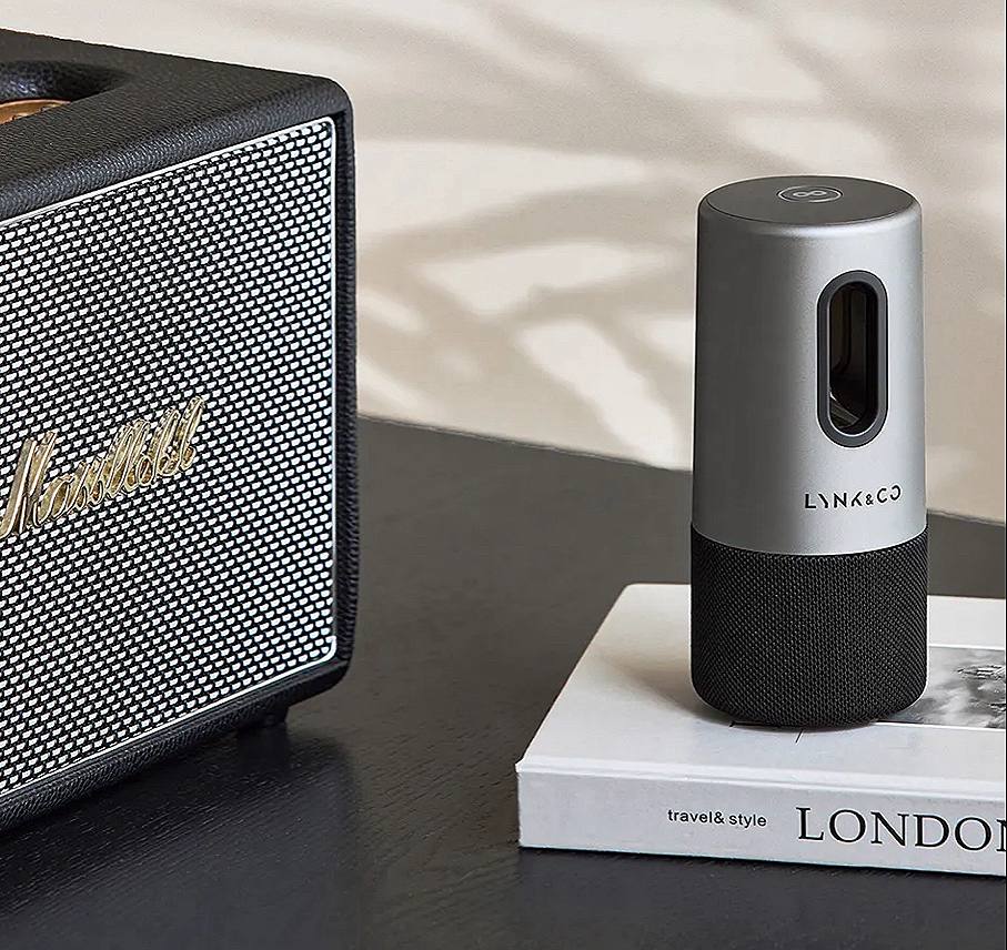 Интеллектуальный цифровой ароматизатор Lynk & Co 6 Интеллектуальный цифровой ароматизатор Lynk & Co — изображение 6