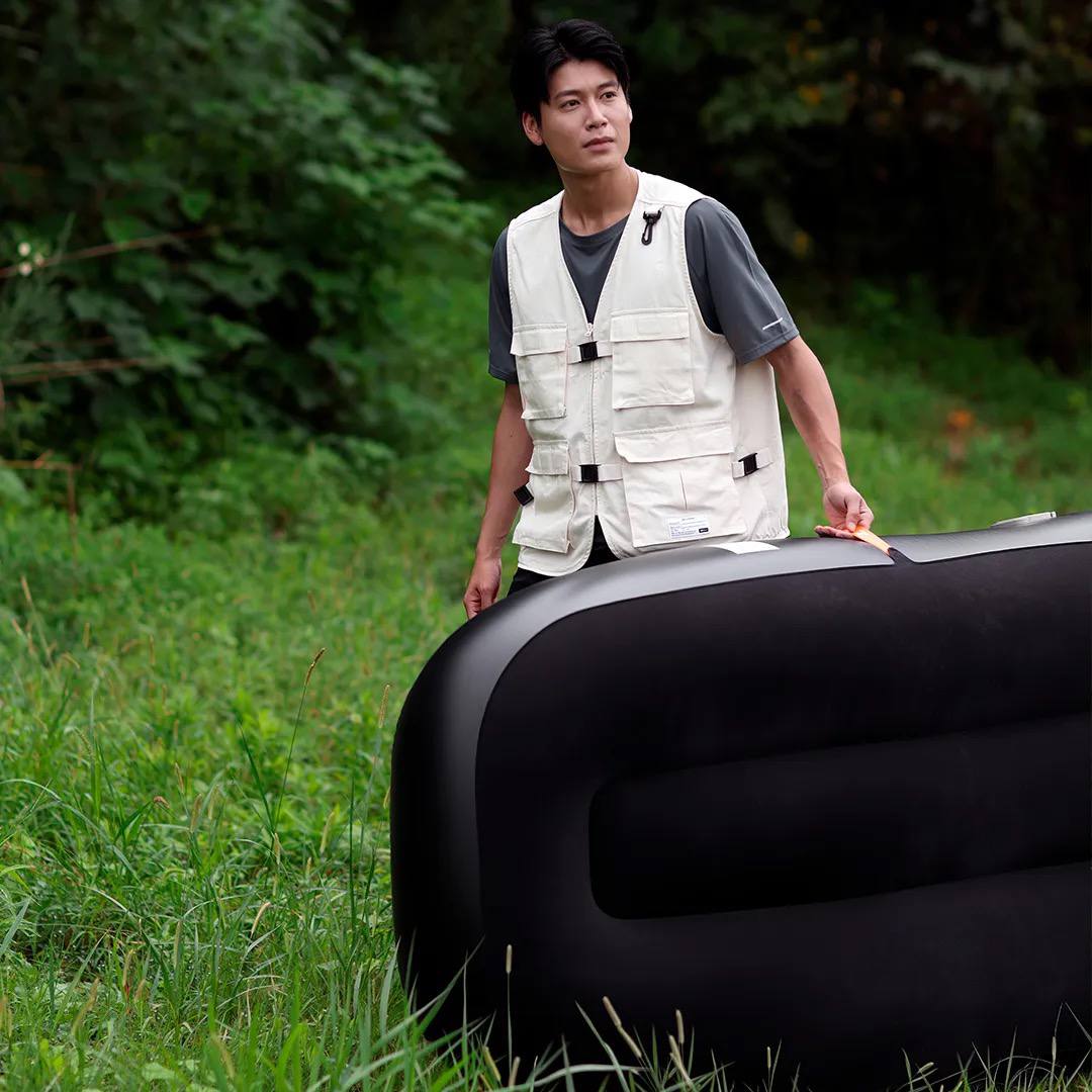 Надувной диван-лежак Zeekr 4 Надувной диван-лежак Zeekr — изображение 4