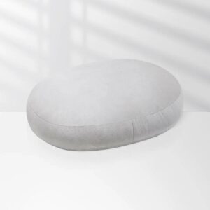 Подушка-обнимашка Zeekr