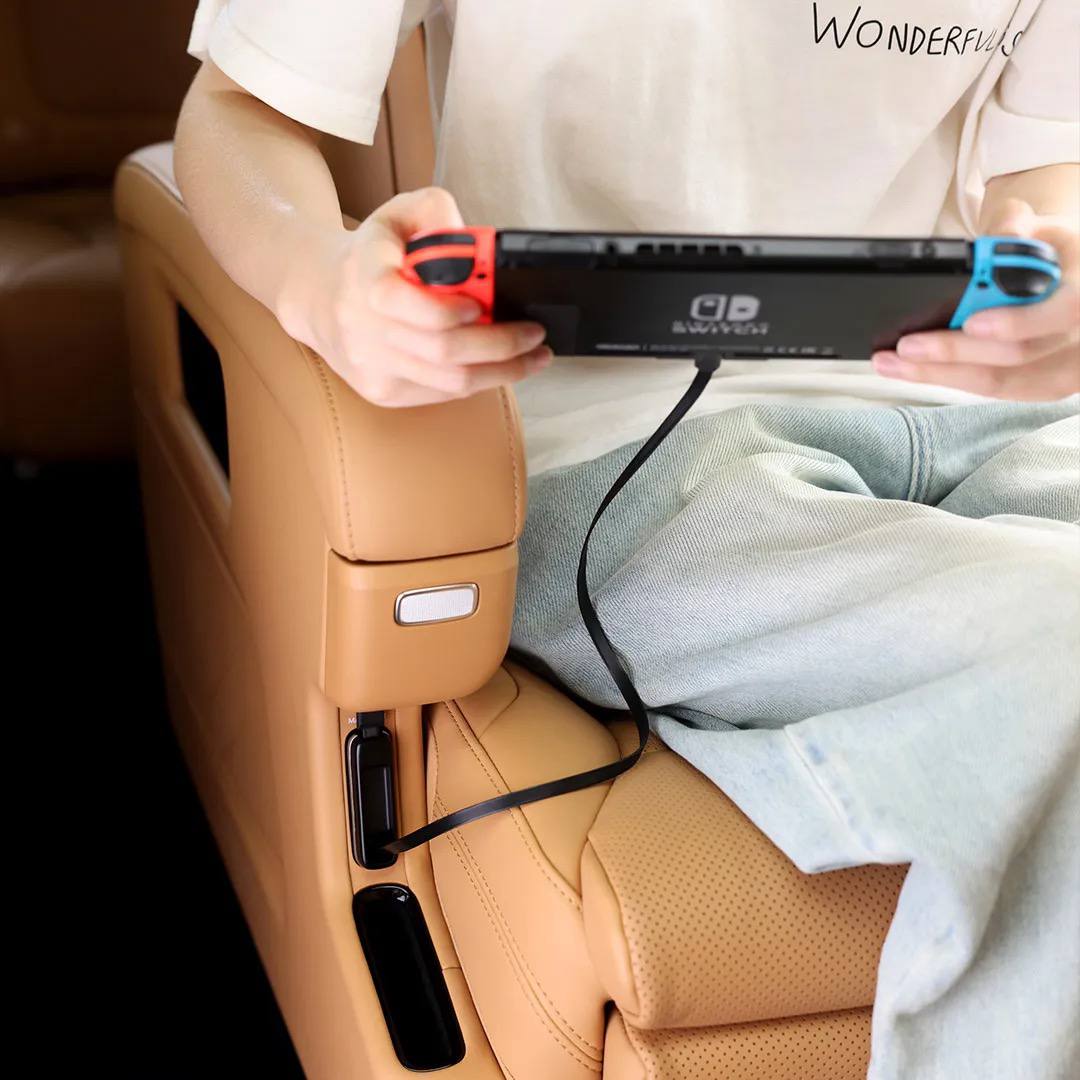 Выдвижной кабель для быстрой зарядки ZEEKR 9X 2 Выдвижной кабель для быстрой зарядки ZEEKR 9X — изображение 2