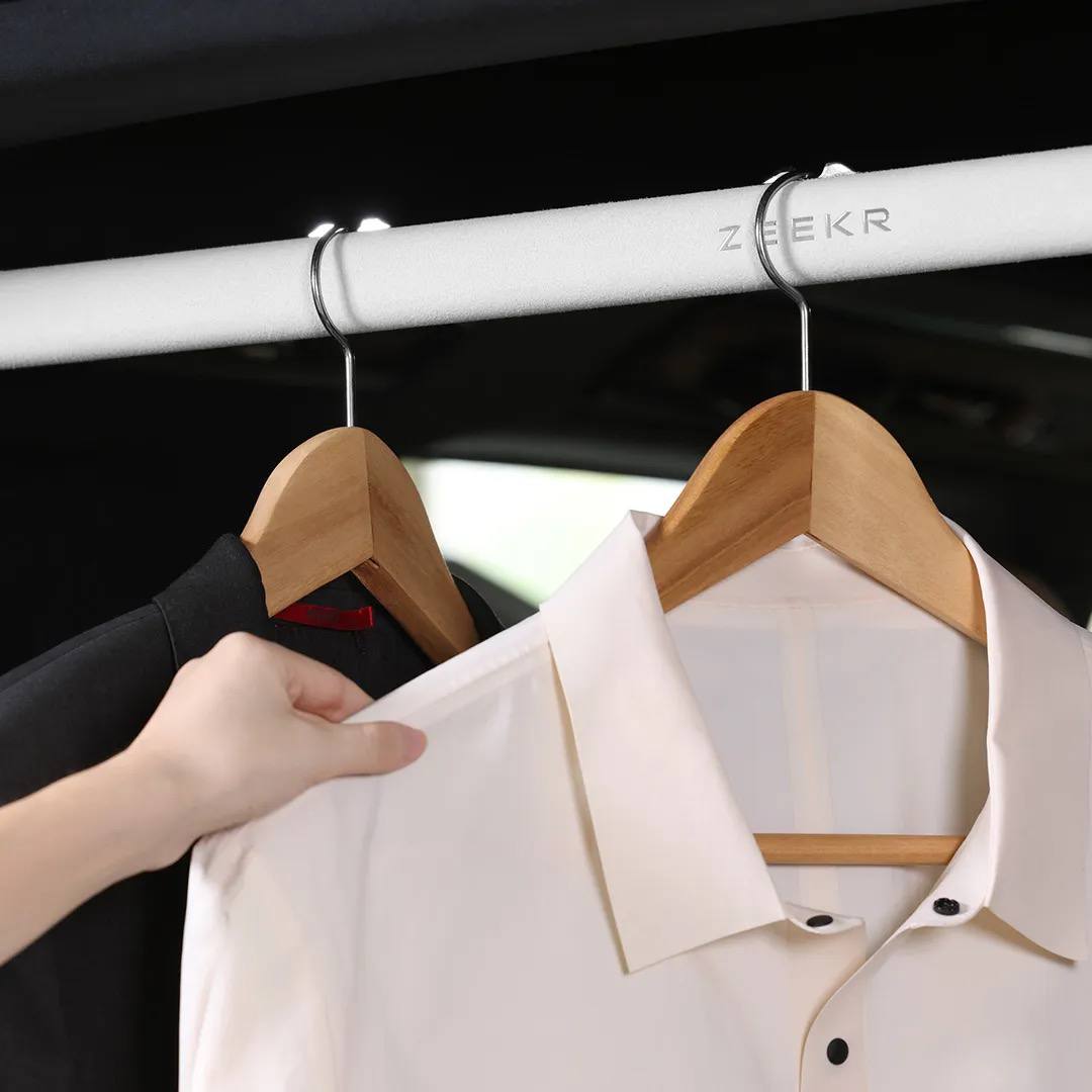 Выдвижная вешалка-плечики ZEEKR 9X 6 Выдвижная вешалка-плечики ZEEKR 9X — изображение 6