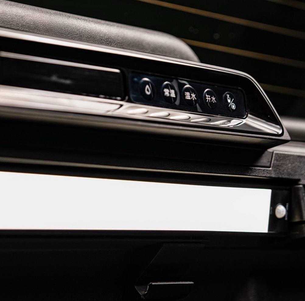 Кухонная система в задней двери ROX (Tailgate Dining Bar) 4 Кухонная система в задней двери ROX (Tailgate Dining Bar) — изображение 4